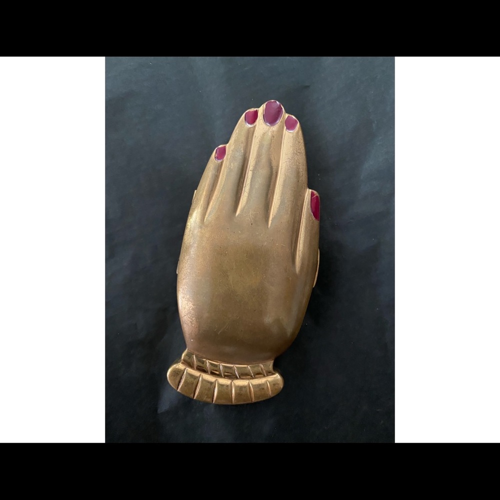 Rare Vintage 1940s Volupté Golden Gesture Hand Compact